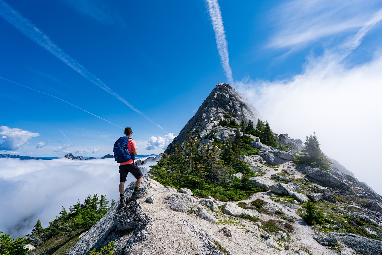 Randonnée en altitude : comment s’acclimater et prévenir le mal des montagnes