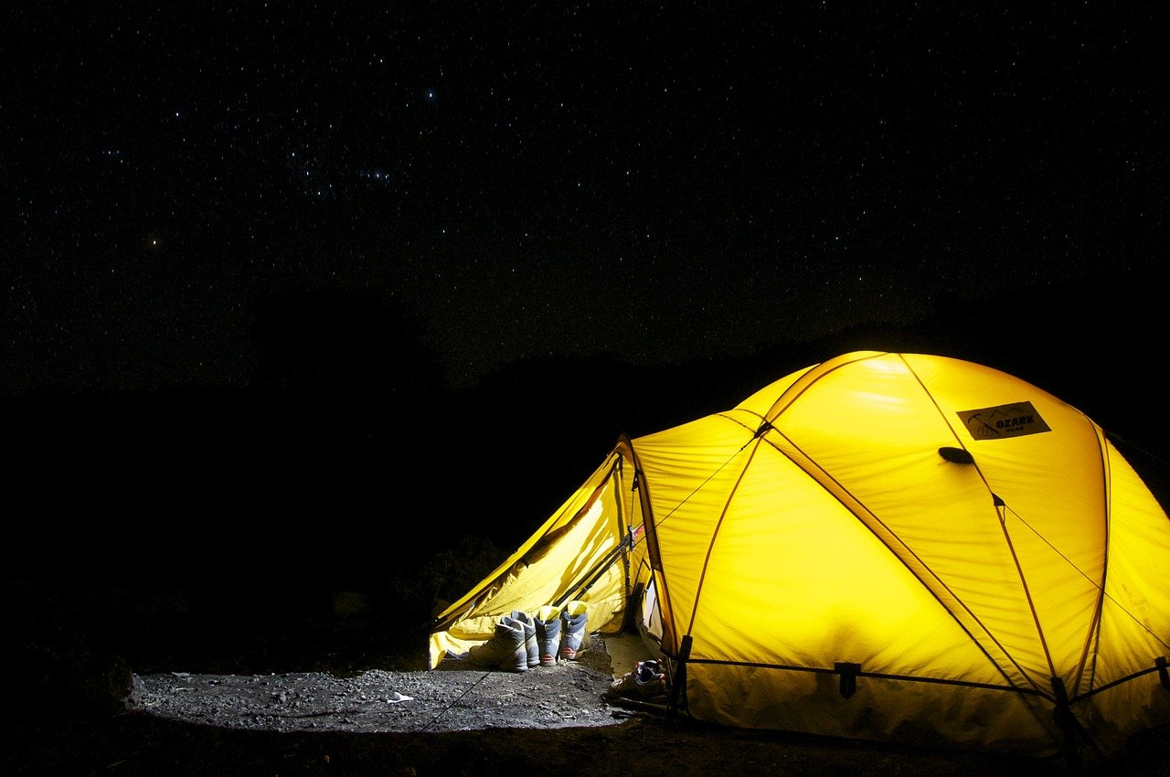 Camping et santé : les vrais bienfaits d’une nuit sous la tente