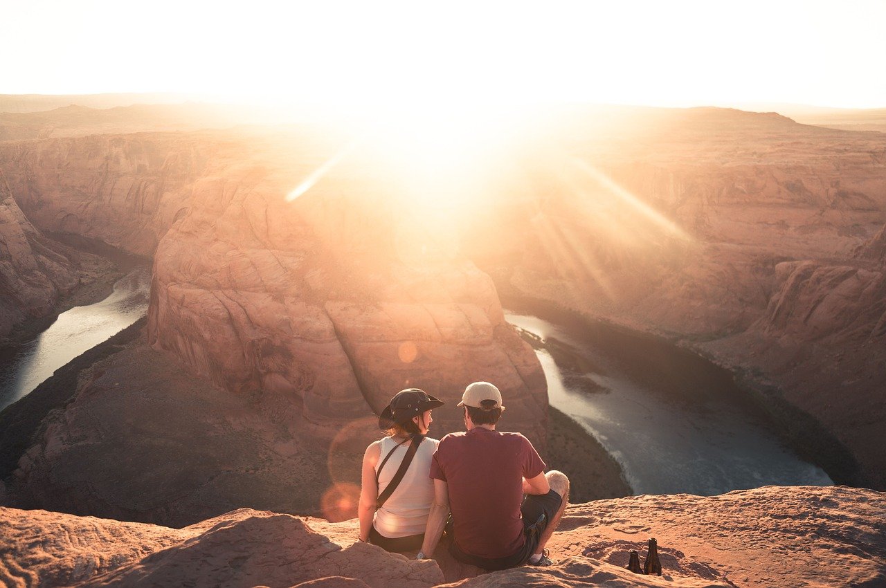 Randonnée en amoureux : pourquoi et comment réussir un rendez-vous en rando