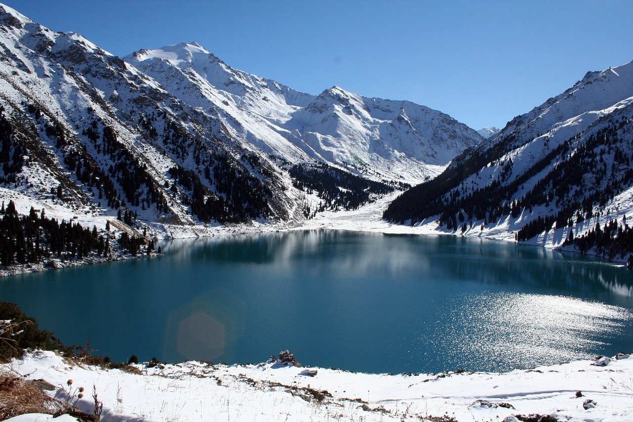 Écotourisme au Kazakhstan : randonnées et circuits nature à découvrir