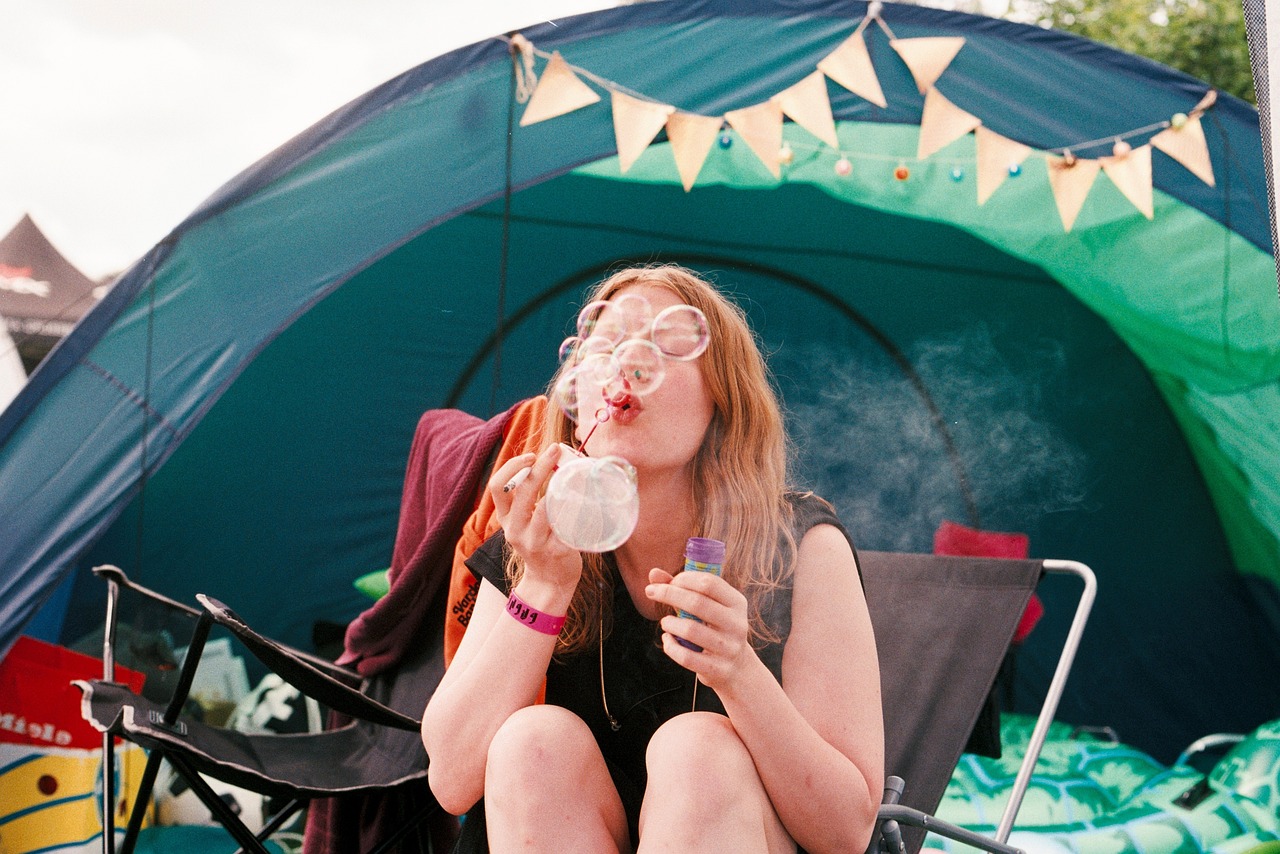 Comment rester au frais sous la tente en camping quand il fait chaud