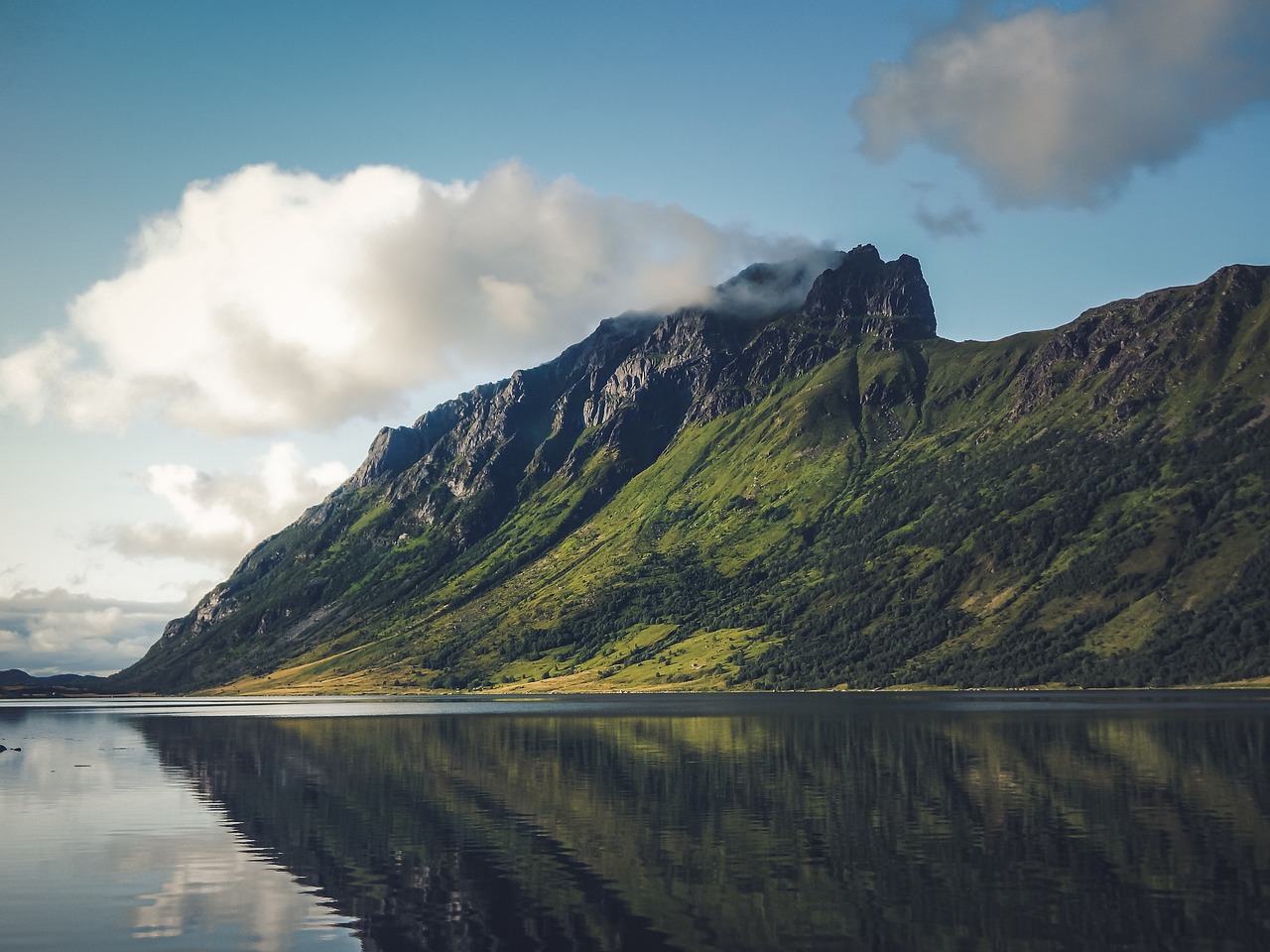 Randonnée en Norvège : les plus belles destinations, des fjords aux Lofoten