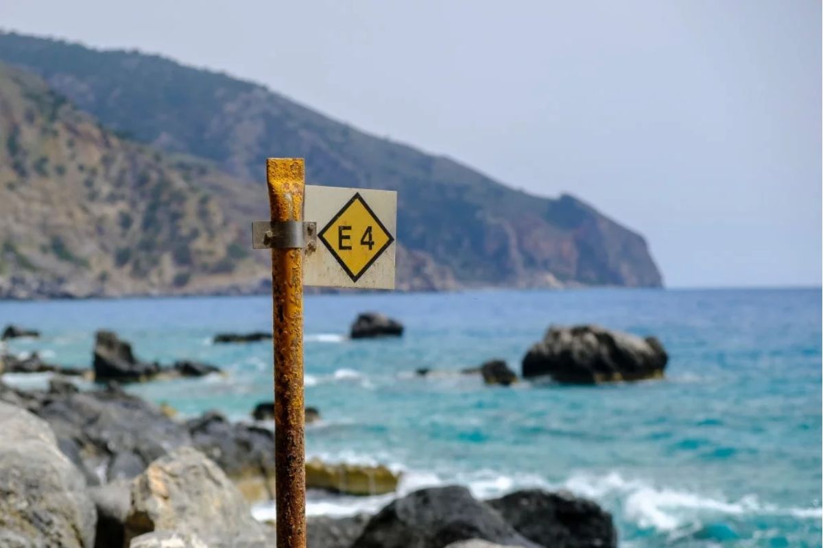 Sentier E4 en Crète : itinéraire, gorges de Samaria et conseils pratiques