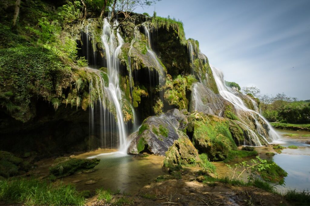 Falaises du cirque des Baumes au-dessus du Tarn en Lozère