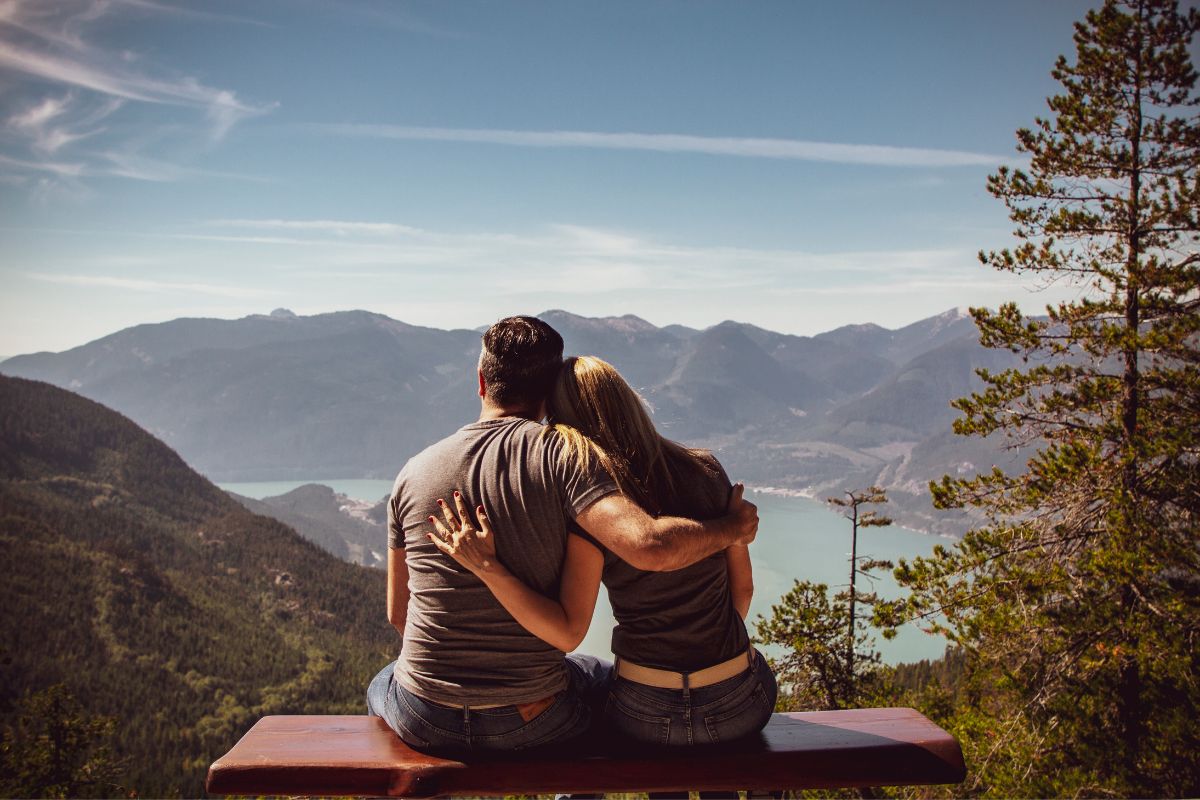 Randonnée en couple : le « rando-love », conseils et destinations