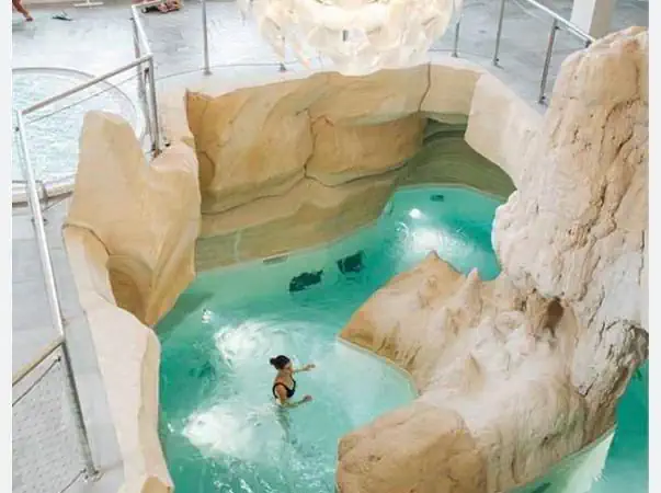 Espace aquatique du spa Deep Nature Les Sources de Marie à Arc 1950, aux Arcs en Savoie