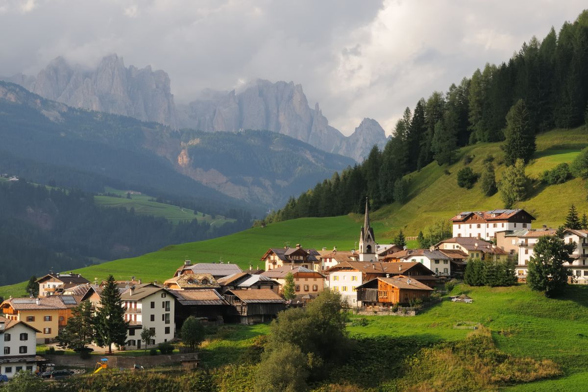 Les 8 plus beaux villages des Alpes à découvrir au printemps