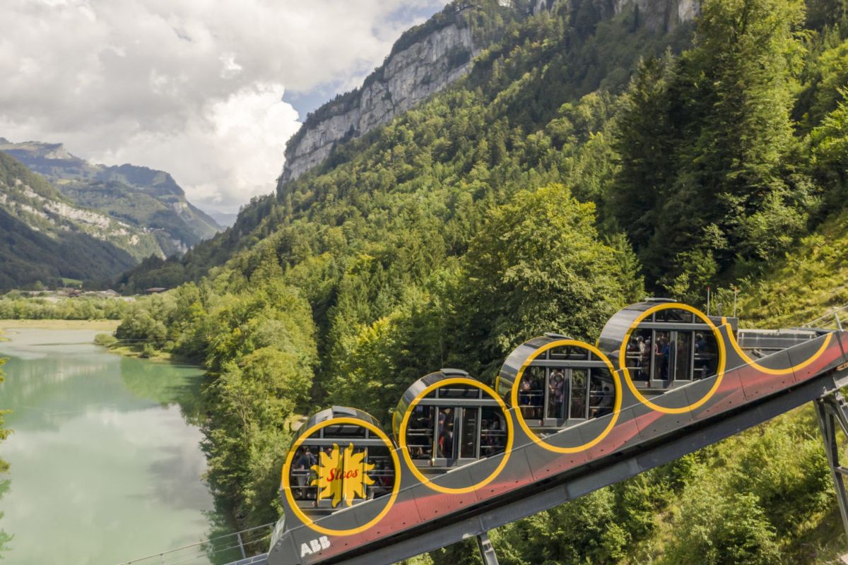 Funiculaire de Stoos : le plus pentu du monde et les randonnées à faire