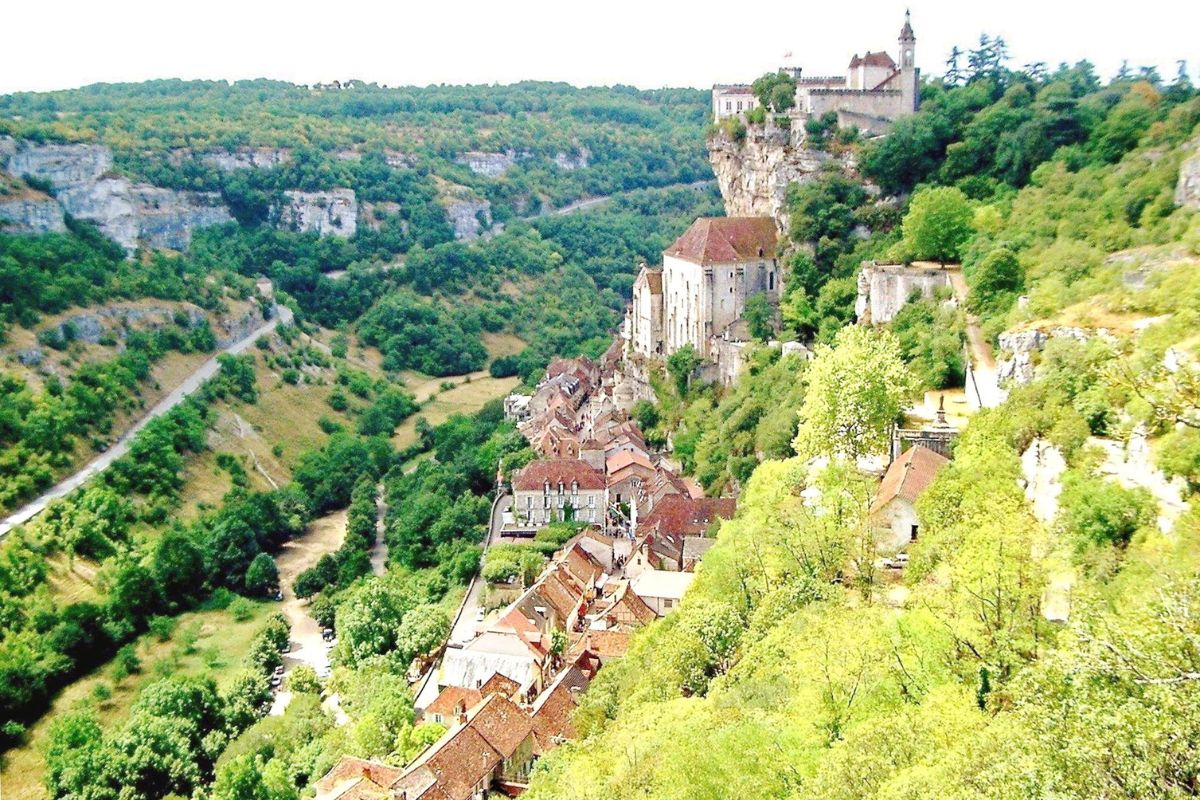 Randonnée des gorges de l’Alzou à Rocamadour : boucle de 12,5 km sur le GR6