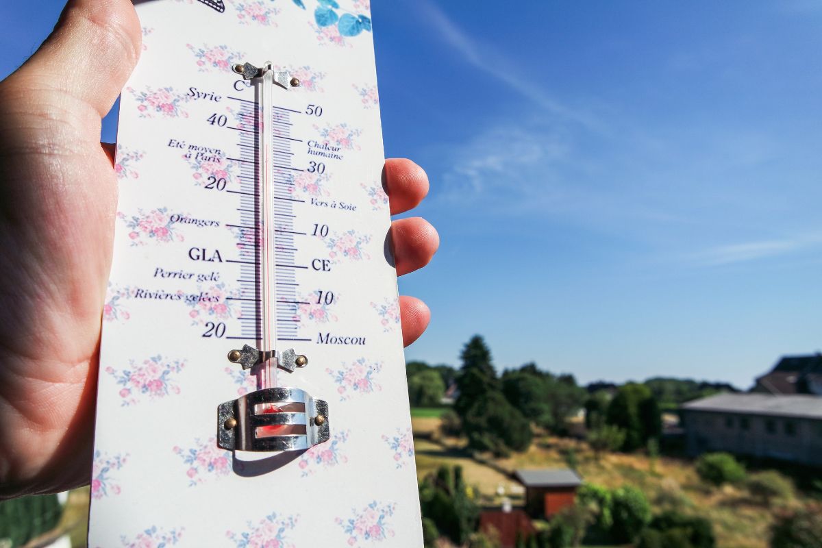 Randonnée par forte chaleur : éviter le coup de chaleur et la déshydratation