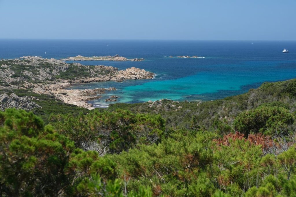 Village perché de Corse du Sud dominant le golfe d’Ajaccio sur le sentier Mare e Monti Sud