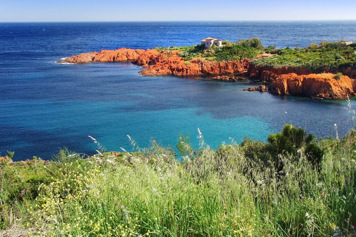 Randonnée dans l’Estérel : Pic de l’Ours, Cap Roux et sentiers des roches rouges