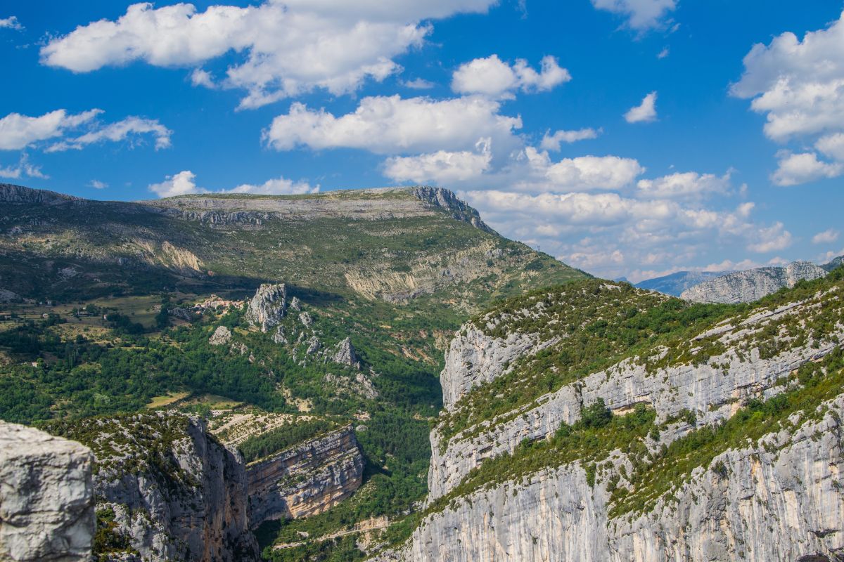 Vallée de la Vaïre et grès d’Annot : randonner près du Verdon, loin de la foule